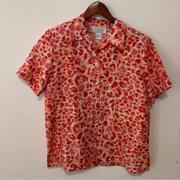 Jordan Tops - VTG  Jordan Womens M 100% Silk Button Blouse Short-sleeve Abstract Floral Print
